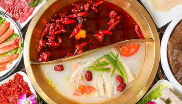 Lẩu uyên ương và lẩu dưỡng sinh kiểu Tạng ơ Thành Đô - Cửu Trại Câu khác nhau ra sao?