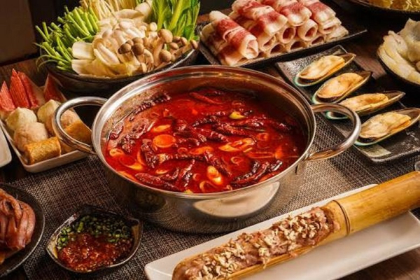 Ngoài lẩu, Thành Đô còn món gì đáng thử? (mì đản đản, đậu phụ Tứ Xuyên, gà khẩu thủy…)