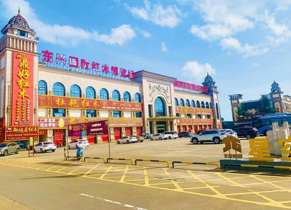 Các cửa khẩu đường bộ Việt – Trung: Hữu Nghị, Móng Cái, Lào Cai, Đông Hưng đi đâu tiện?