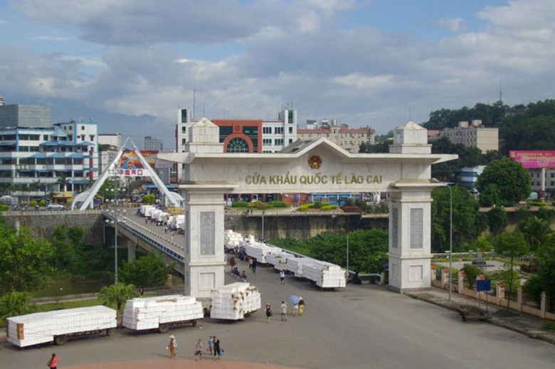 Hồng Hà, Bình Biên, Kiến Thủy, Hà Khẩu: Du lịch biên giới Vân Nam