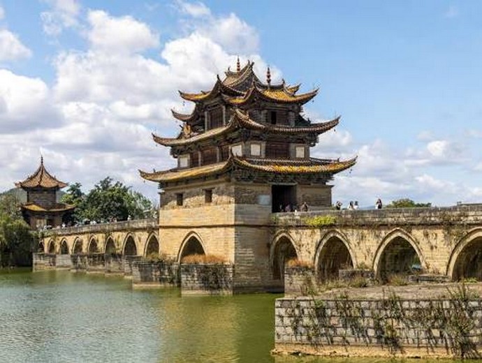 Hồng Hà, Bình Biên, Kiến Thủy, Hà Khẩu: Du lịch biên giới Vân Nam