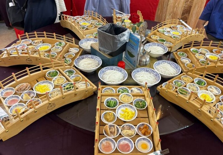 Đi Côn Minh – 'thành phố mùa xuân' nên ưu tiên điểm du lịch nào?