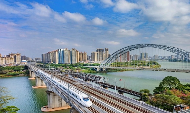 Du lịch Trung Quốc gần Việt Nam: Quảng Tây hay Vân Nam?