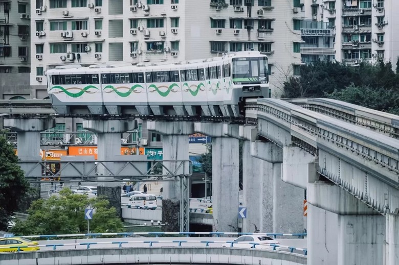 Urumqi có gì? Khám phá Đại Bazaar – khu chợ đậm chất Trung Á