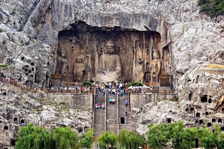 Hang đá Long Môn có gì? Vì sao là di sản UNESCO?