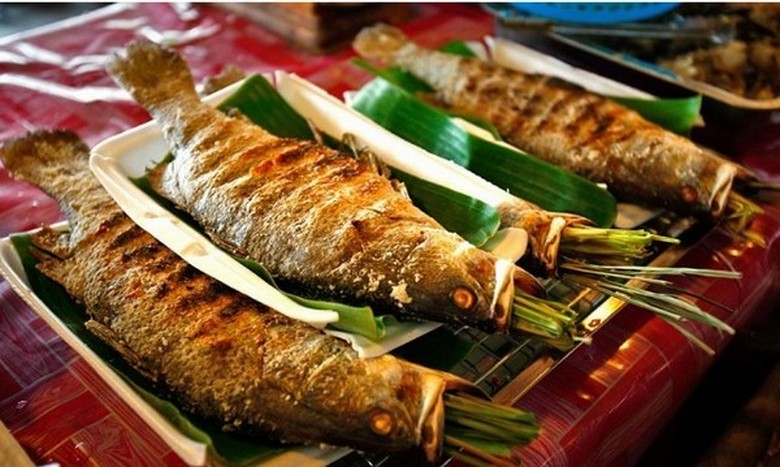  Món cá hoa lúa và các món ăn truyền thống của người Miêu