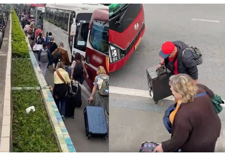 Đoàn khách nghỉ chân dọc tuyến đường bộ Vân Nam trên xe du lịch