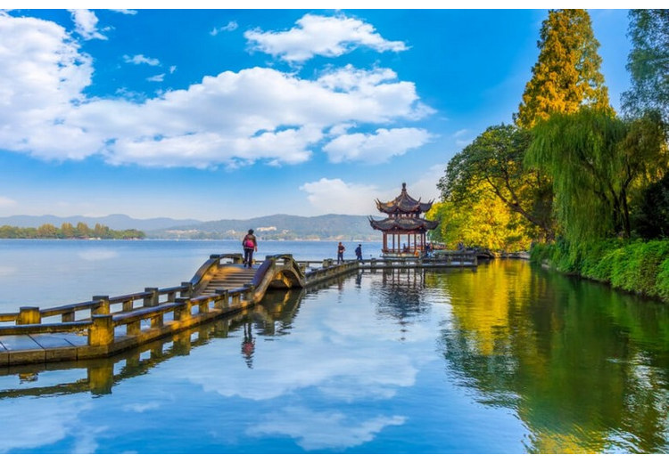 Đoạn Kiều trên Tây Hồ Hàng Châu