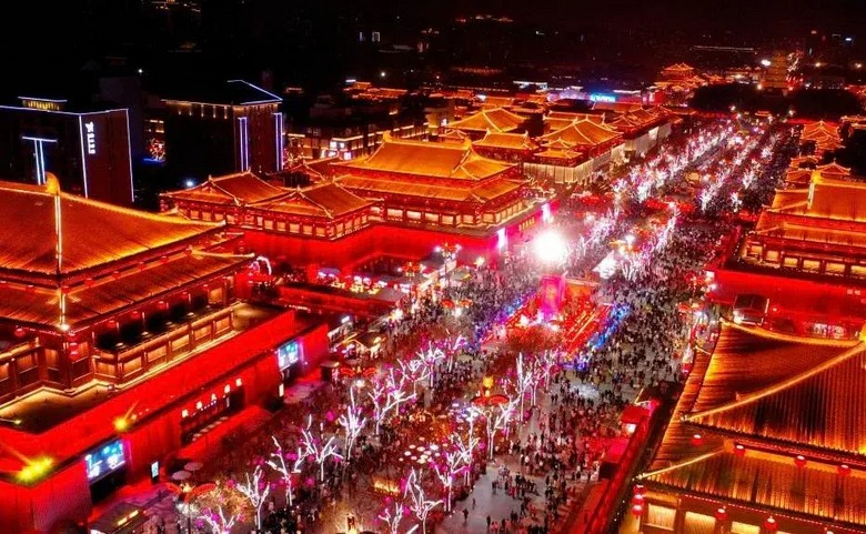 Đại Đường Bất Dạ Thành rực sáng ánh đèn về đêm tại Tây An