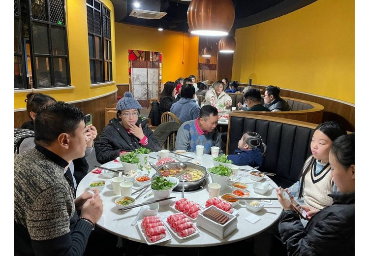 Khách sạn và bữa ăn nằm trong giá tour trọn gói Thành Đô, Cửu Trại Câu