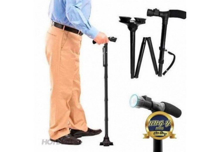 Vali kéo và gậy chống gấp gọn chuẩn bị cho người lớn tuổi